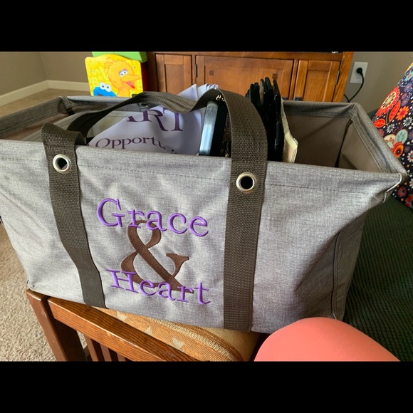 Grace and Heart - Picture 2 of 4